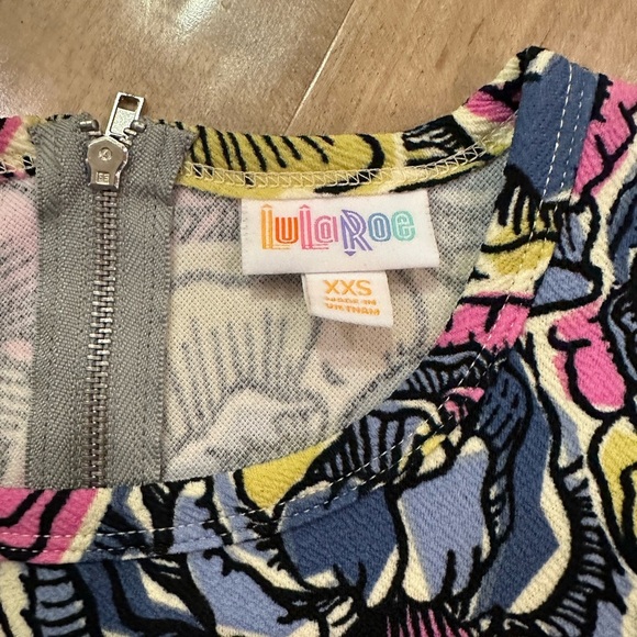 LuLaRoe Dress with Pockets - Picture 5 of 7